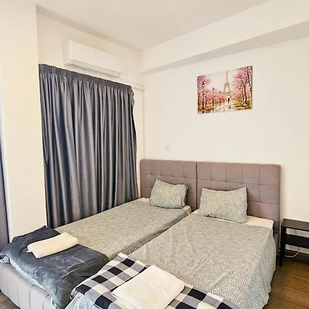 Downtown Rooms, Next To The Chabad Lubavitch * Larnaca