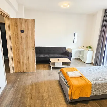 Privat bolig Downtown Rooms, Next To The Chabad Lubavitch *